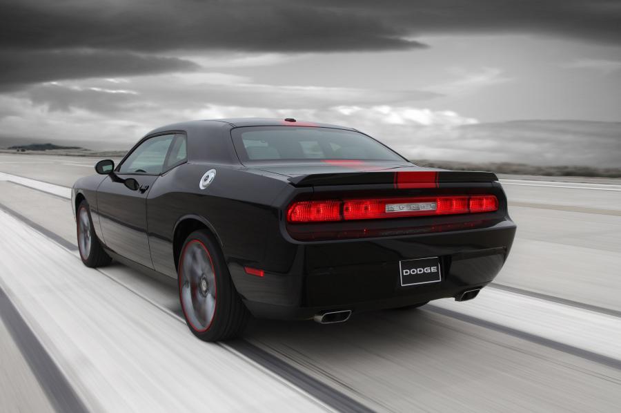  Dodge Challenger Rallye Redline 2012 года  (фото 11 из 25)